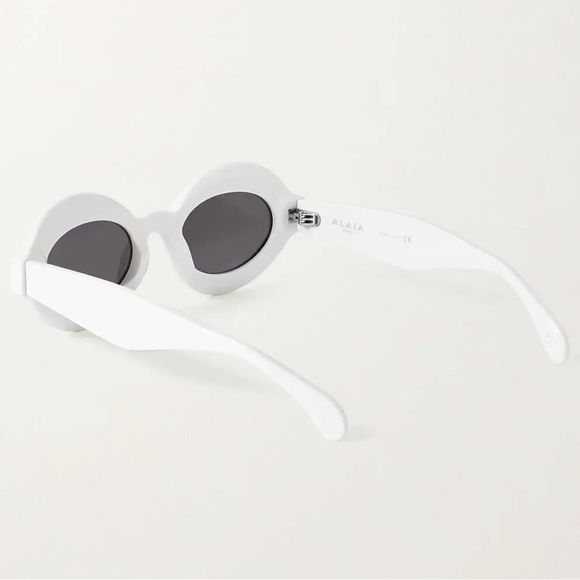 New! Alaïa White Oval Sunglasses AA0059S 002, Authentic - Picture 12 of 16